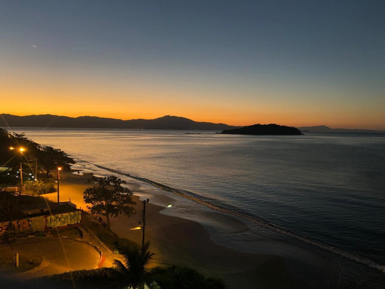 Cobertura Frente Ao Mar Apartamento Florianópolis Exterior foto